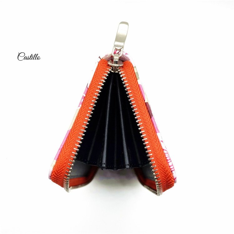 Woman wallet with flower printing